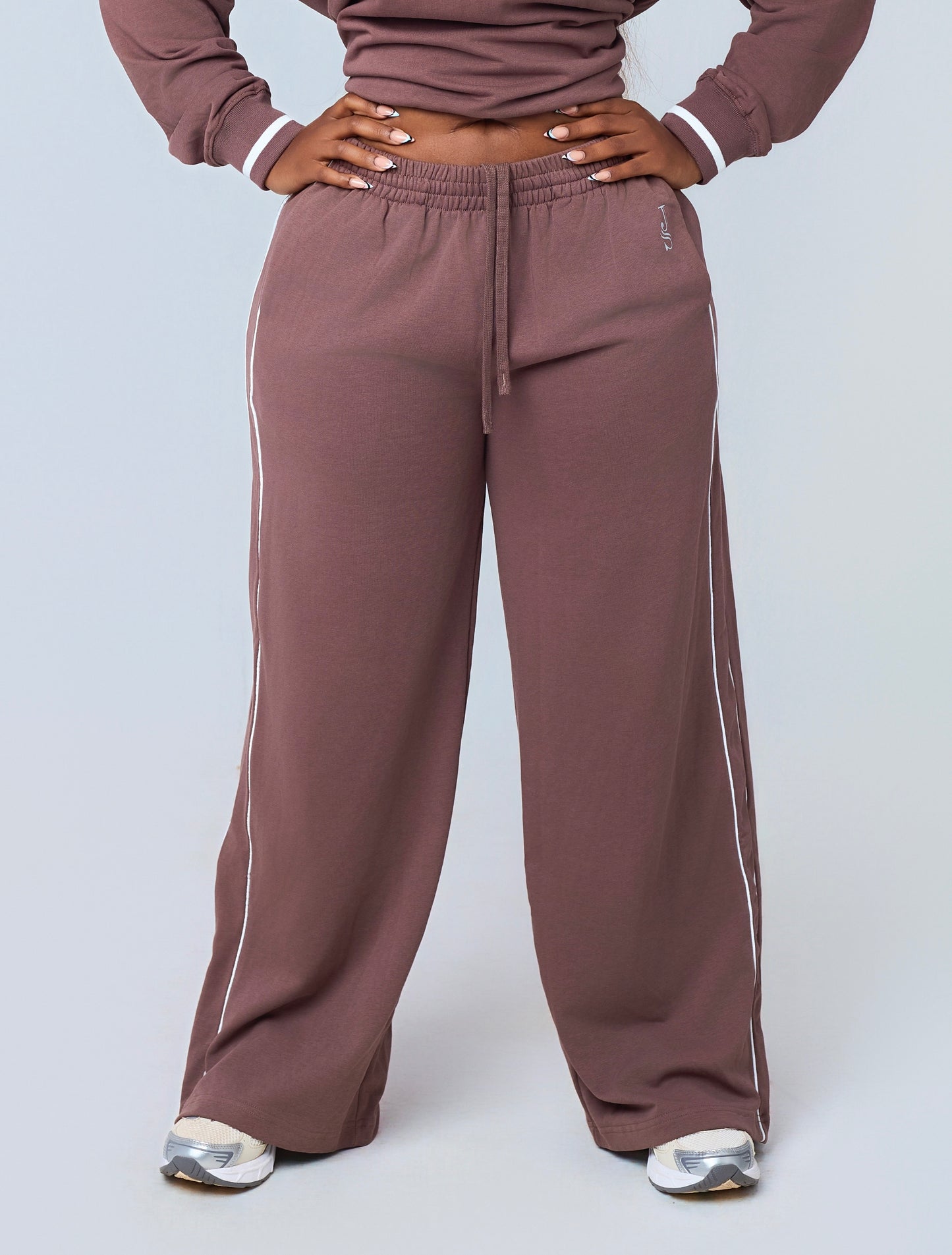 ESSENTIAL PANTS